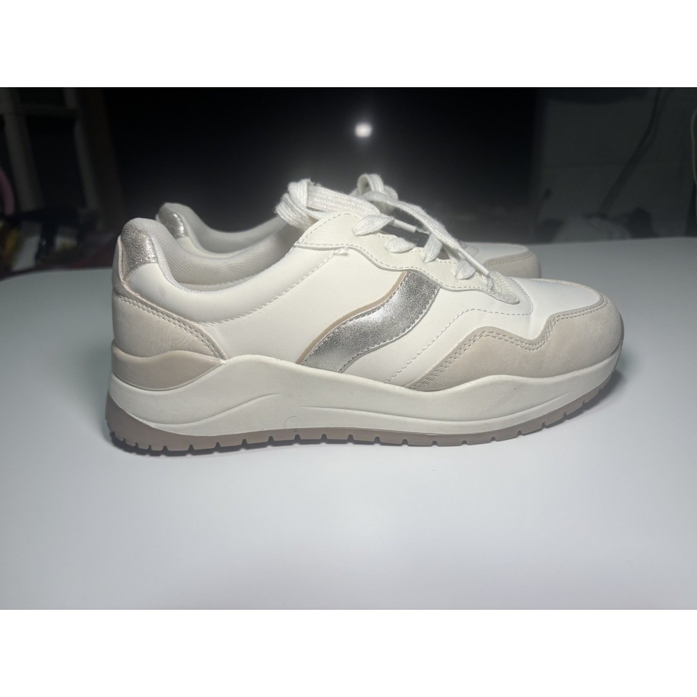 Womens White Metallic Fashion Sneakers Shoes Time and Tru NWT
